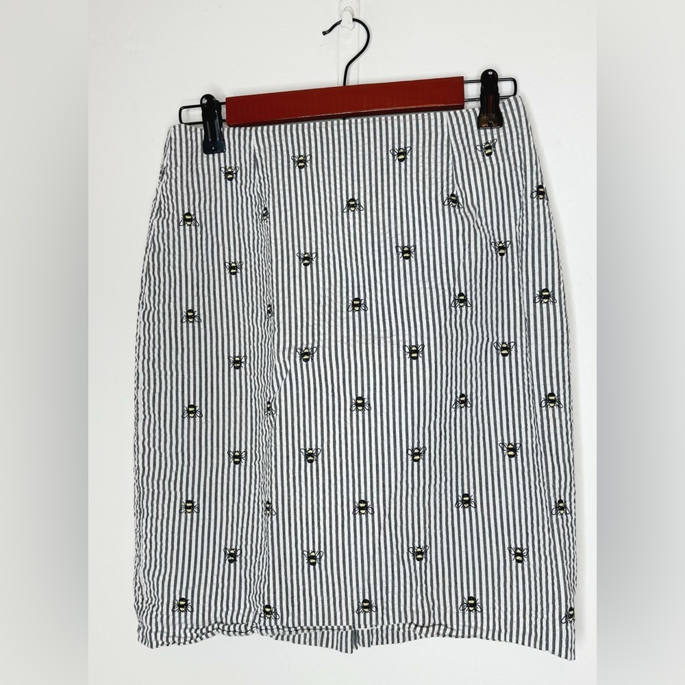 Bushwhacker Seersucker Bee Print Skirt